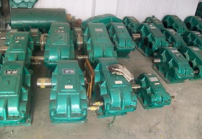 四川玉鋒機(jī)械 大量 火熱銷售 ZSY硬齒面圓柱齒輪減速機(jī)圖片_高清圖_細(xì)節(jié)圖-金牛區(qū)玉鋒機(jī)械經(jīng)營(yíng)部