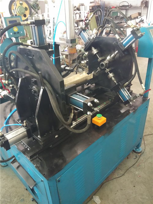 眾輝專(zhuān)業(yè)梯子設(shè)備廠(chǎng)家 升縮梯設(shè)備生產(chǎn)廠(chǎng)家 金華升縮梯設(shè)備